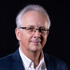 dr hab. n. med. Tomasz Rywik